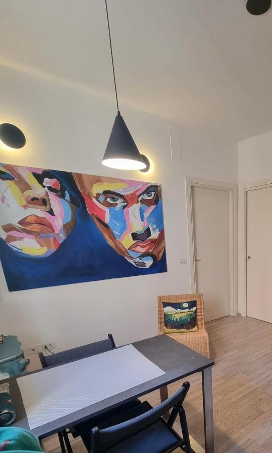 Artist Apartment Centro Storico Перуджа Екстер'єр фото